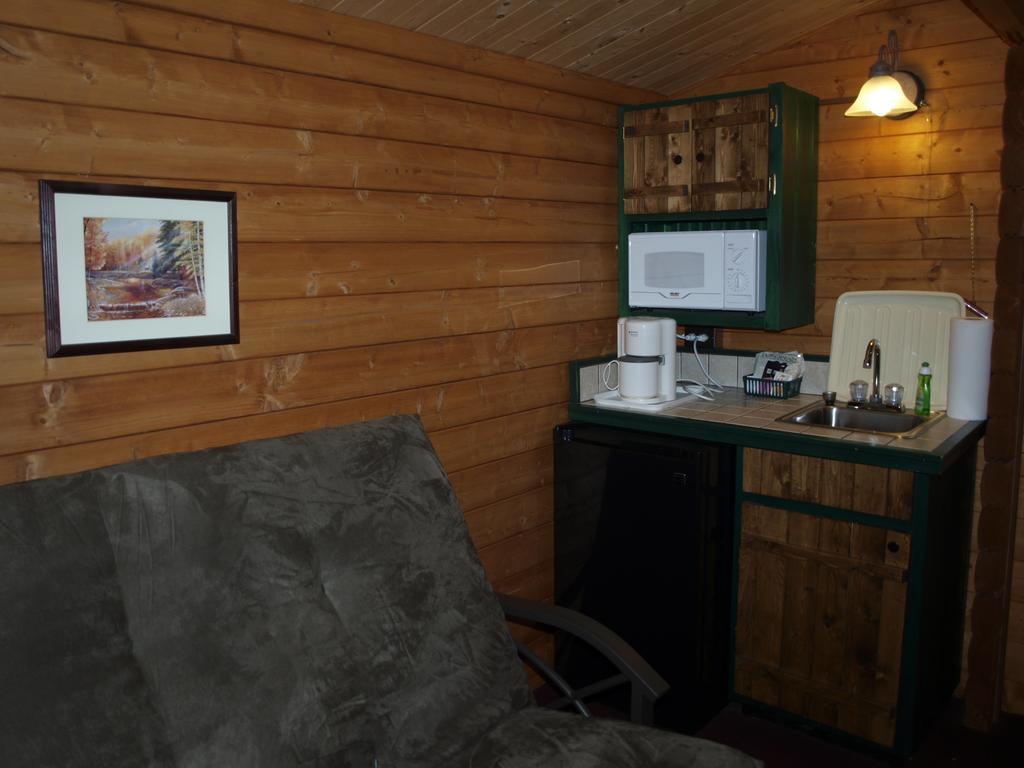 Mallards' Landing Hotel Hayward Esterno foto